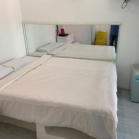 Hotel Mai Tuan Chanh Mon A Tay Ninh Esterno foto