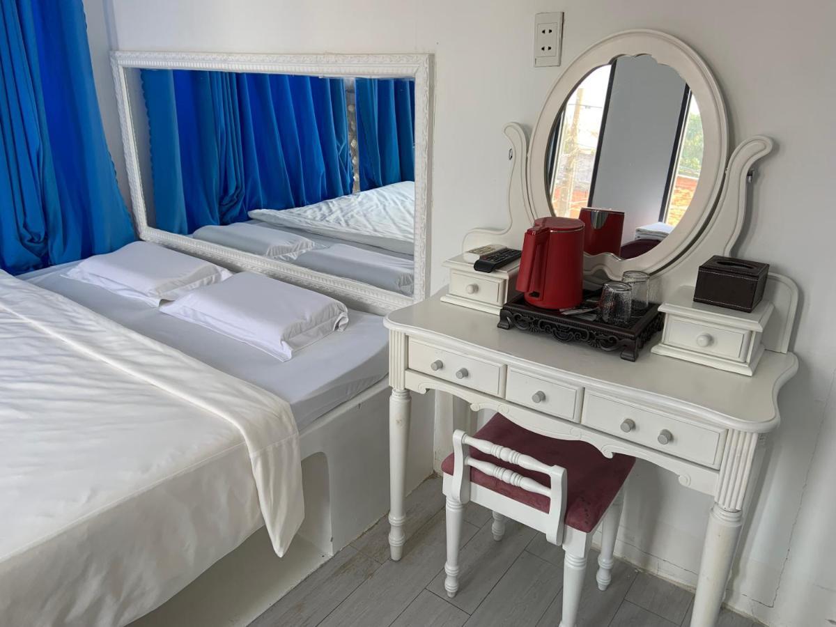 Hotel Mai Tuan Chanh Mon A Tay Ninh Esterno foto
