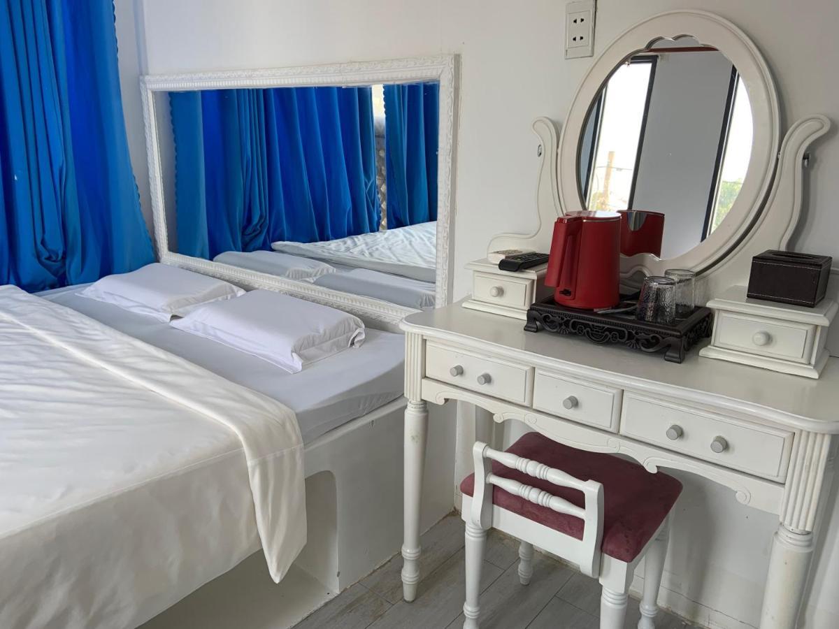 Hotel Mai Tuan Chanh Mon A Tay Ninh Esterno foto